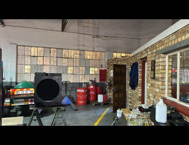 653M² BUILDING FOR SALE IN BRAKPAN CENTRAL